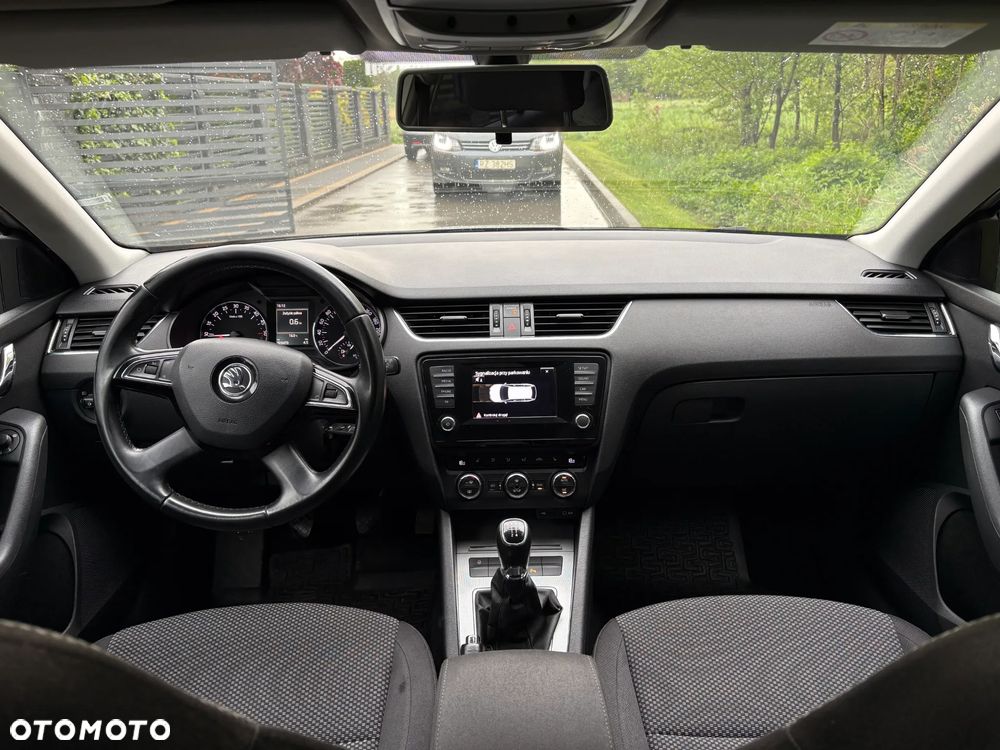 Skoda Octavia 1.6 TDI Ambition - 11