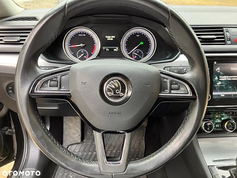 Skoda Superb 1.6 TDI Style DSG - 10