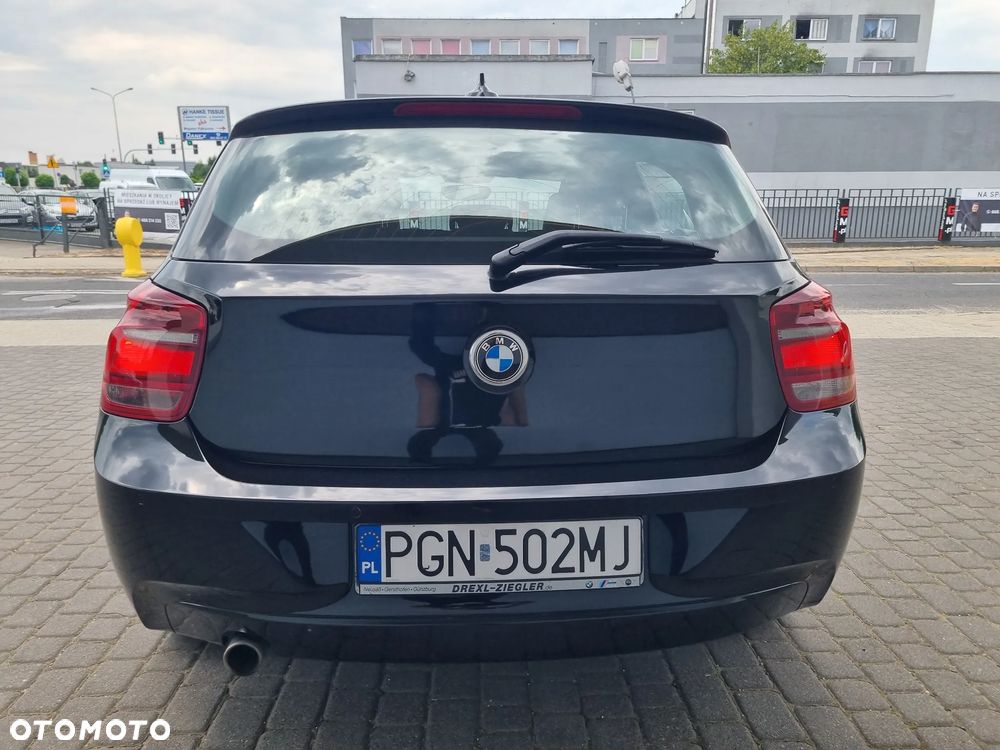 BMW Seria 1 - 38