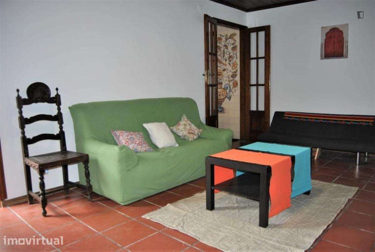 Quarto - localizado em Castelo branco - Grande imagem: 5/14