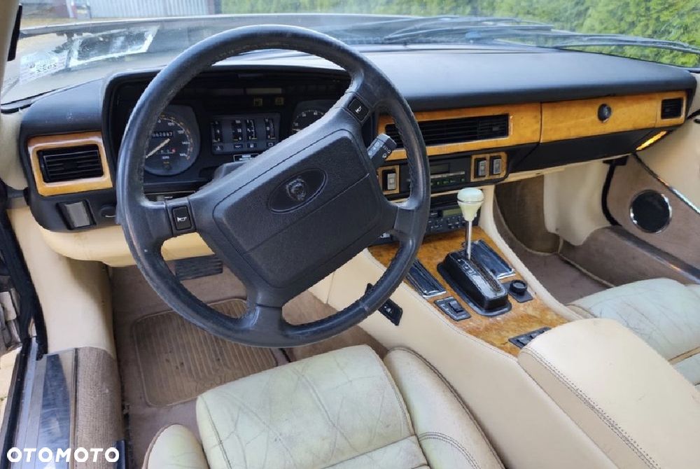 Jaguar XJS - 19