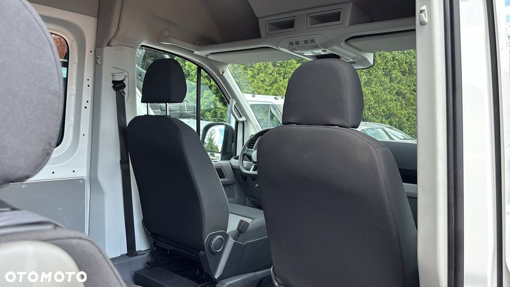 Volkswagen Crafter - 30