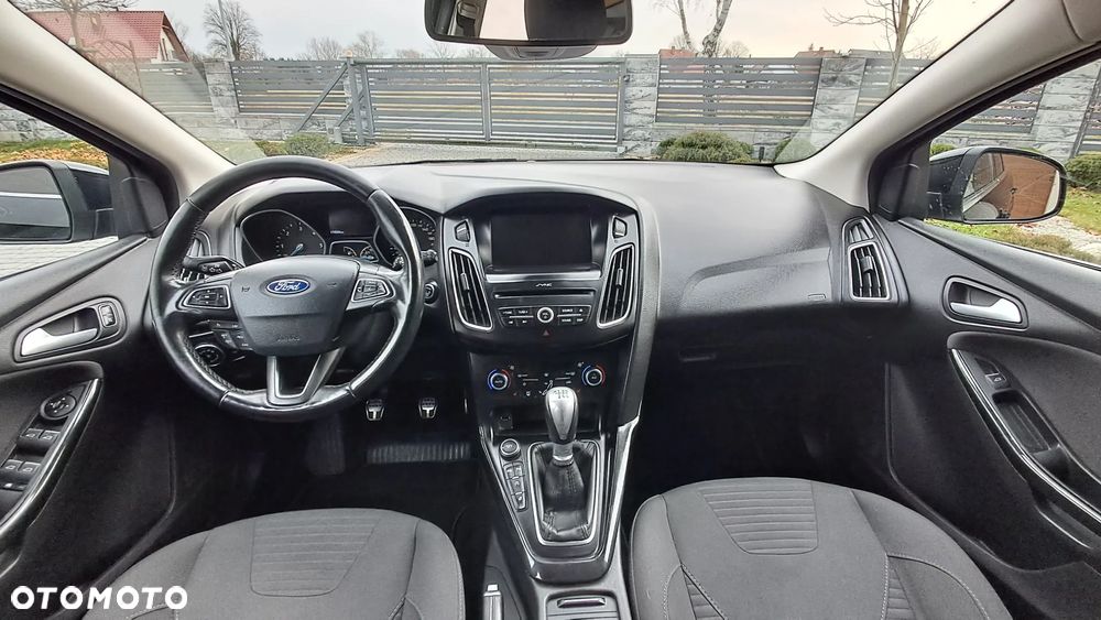 Ford Focus - 9