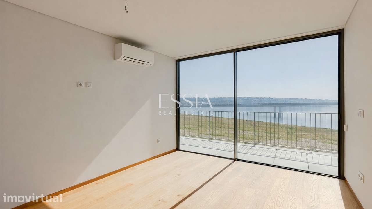 Apartamento T3 Duplex com Varandas no Douro 39 - Grande imagem: 3/54