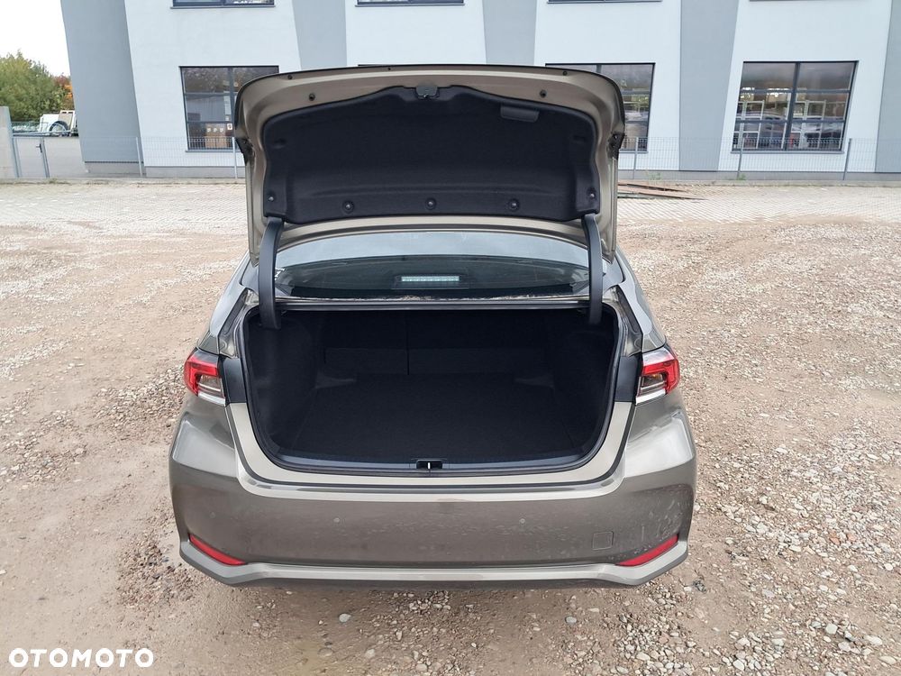 Toyota Corolla - 12