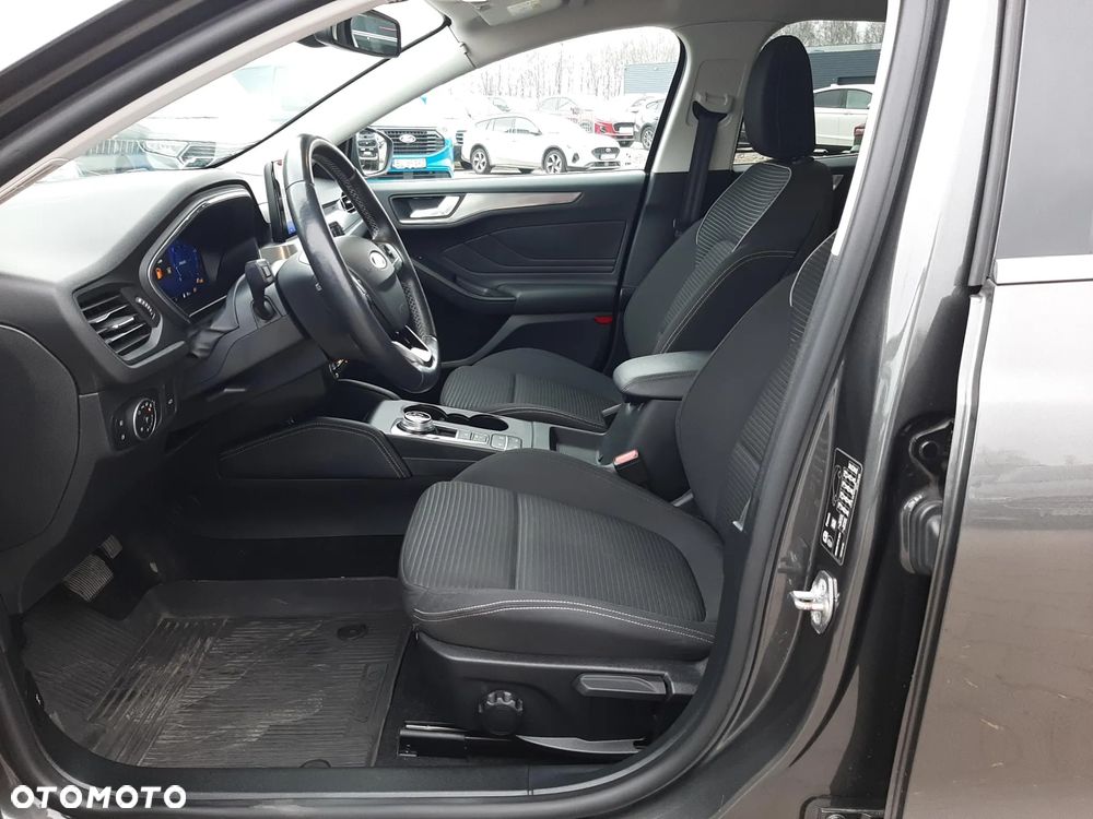 Ford Focus 2.0 EcoBlue Titanium - 11