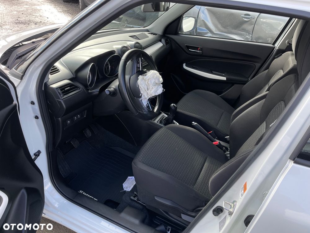 Suzuki Swift - 19