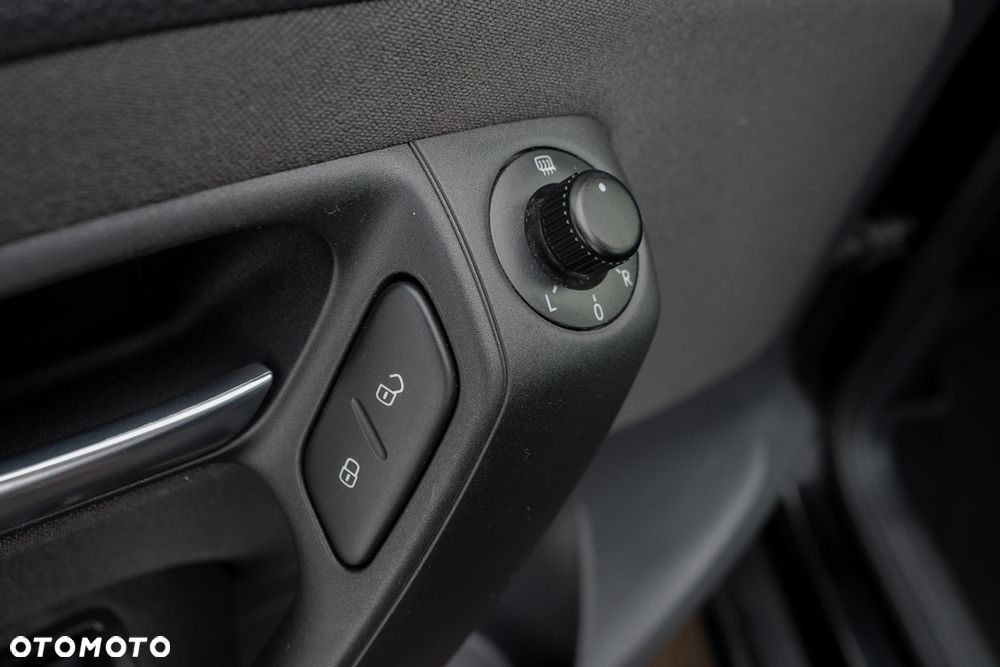 Volkswagen Polo 1.4 16V Highline - 12