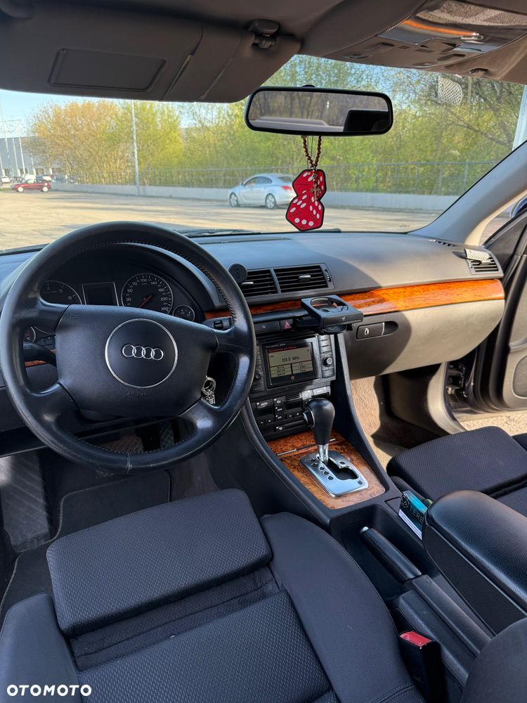 Audi A4 Avant 1.8T Multitronic - 17