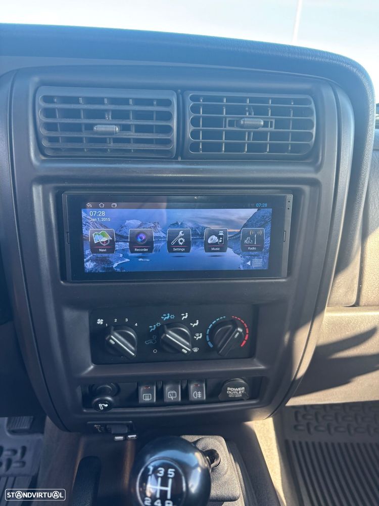 Jeep Cherokee 2.5 TD Base - 27