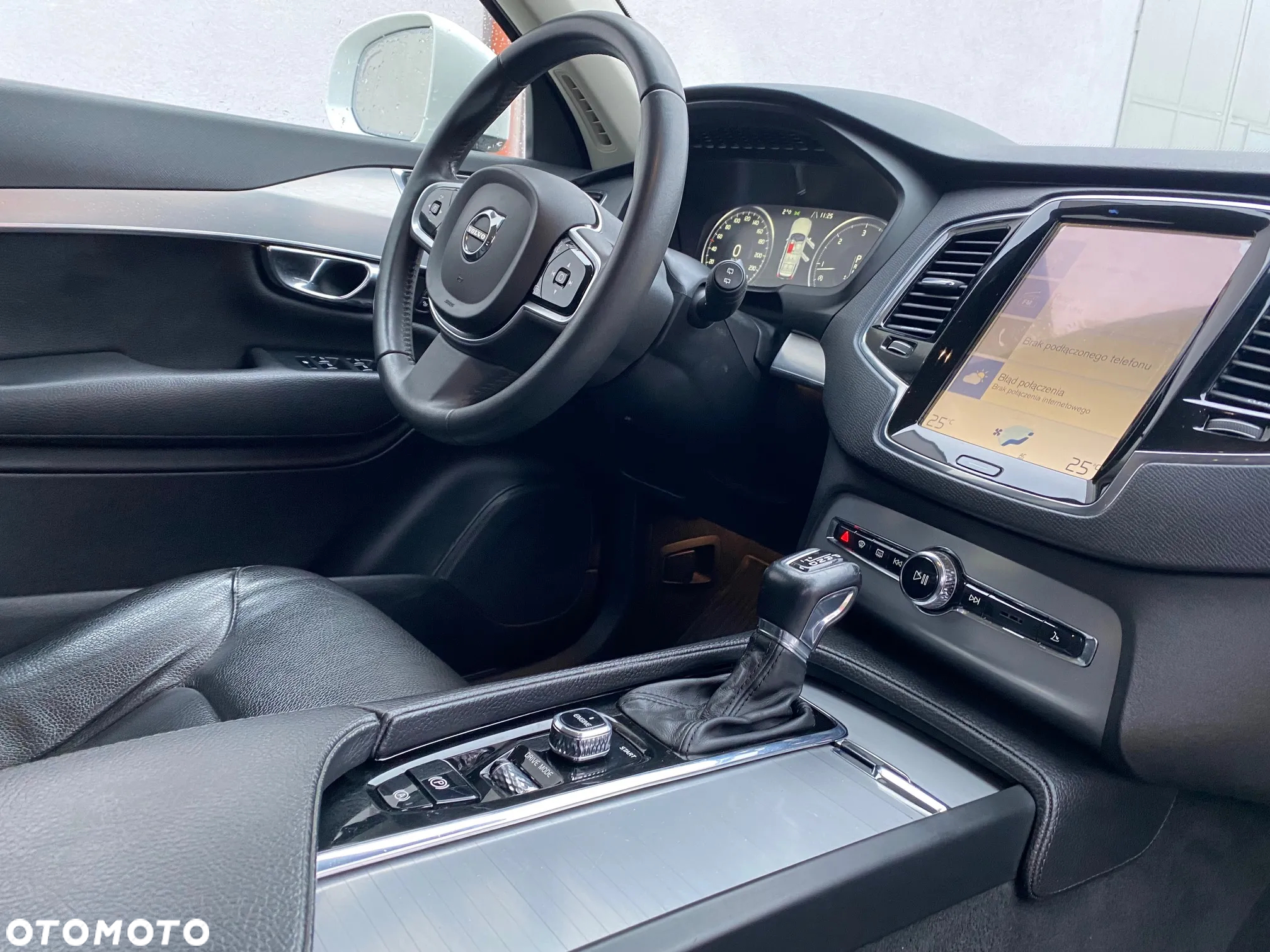 Volvo XC 90 D5 AWD Momentum 7os - 22