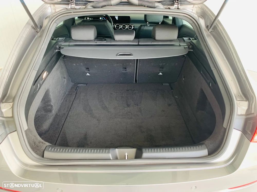 Mercedes-Benz CLA 180 7G-DCT Progressive - 37