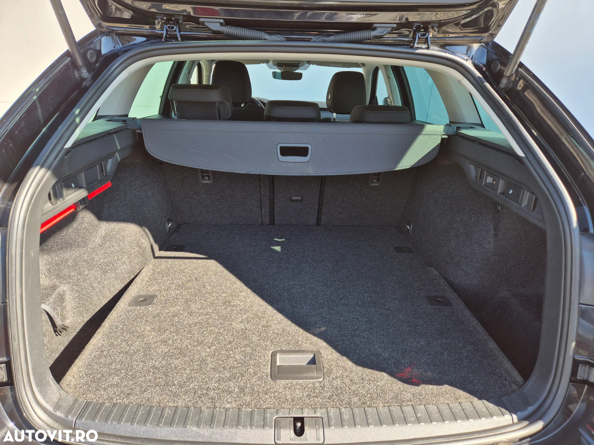 Skoda Octavia 2.0 TDI DSG Style - 35