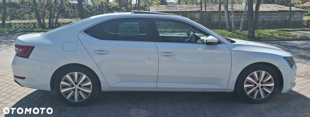 Skoda Superb 2.0 TDI Style - 5