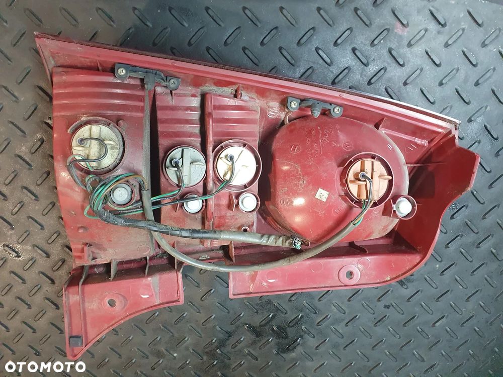 KIA PICANTO I LAMPA PRAWY TYŁ TYLNA PRAWA EUROPA - 3