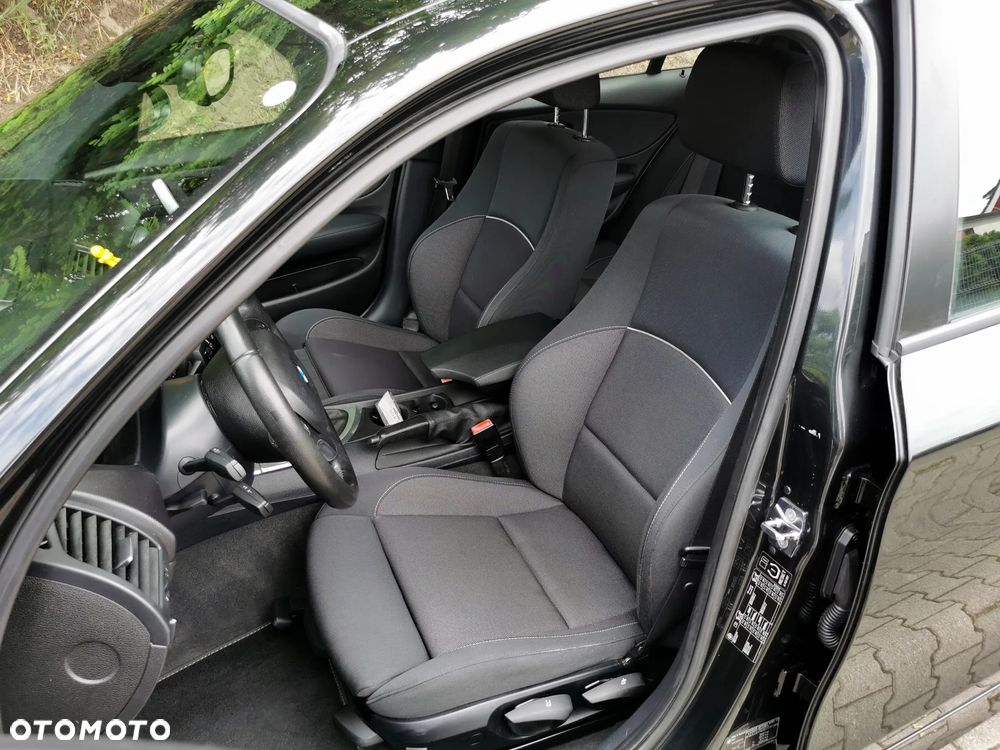 BMW Seria 1 120i Edition Sport - 7