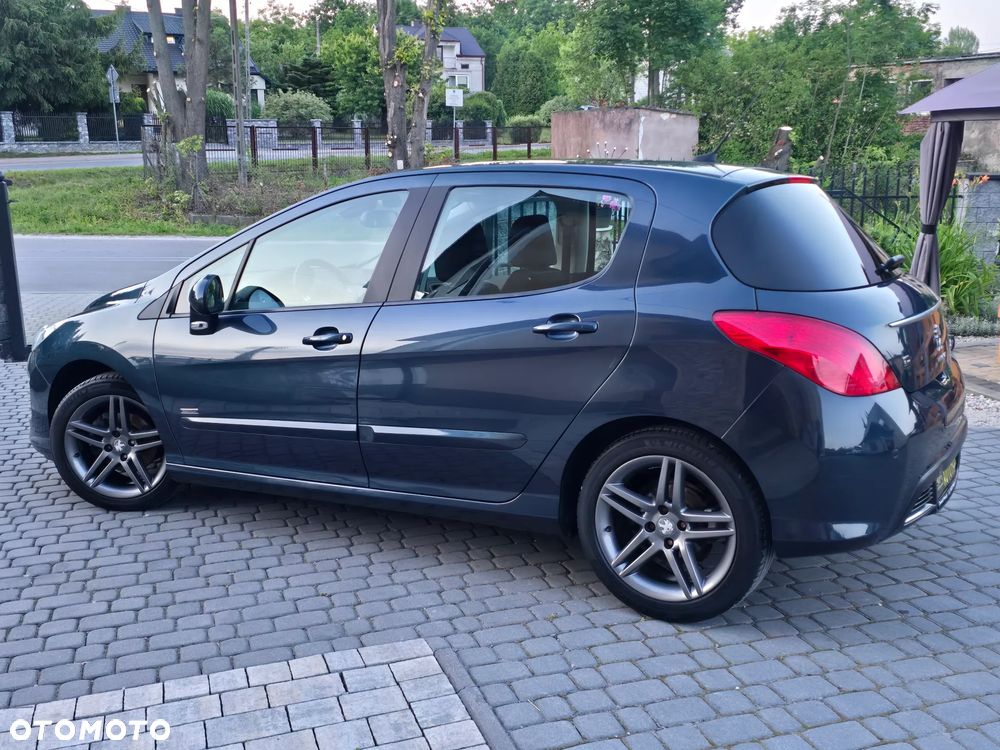 Peugeot 308 1.6 Premium - 16