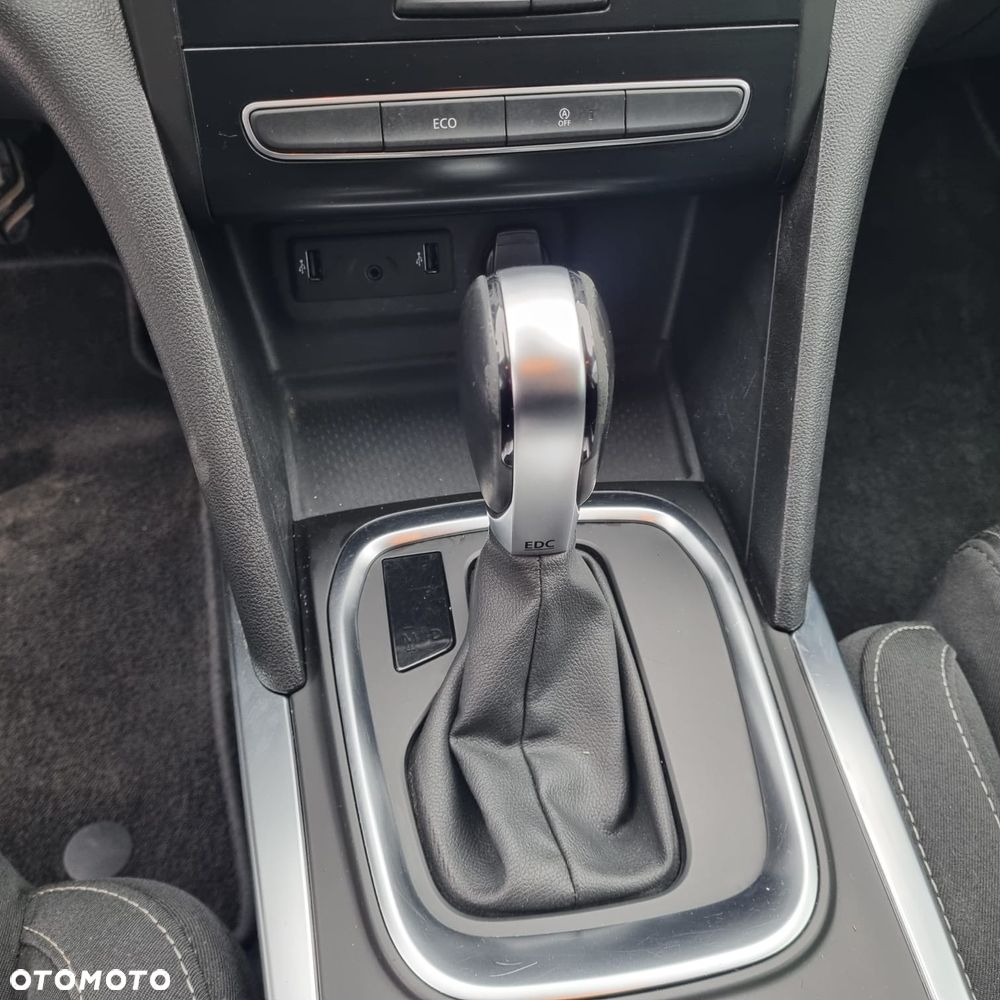 Renault Megane BLUE dCi 115 EDC BUSINESS EDITION - 12