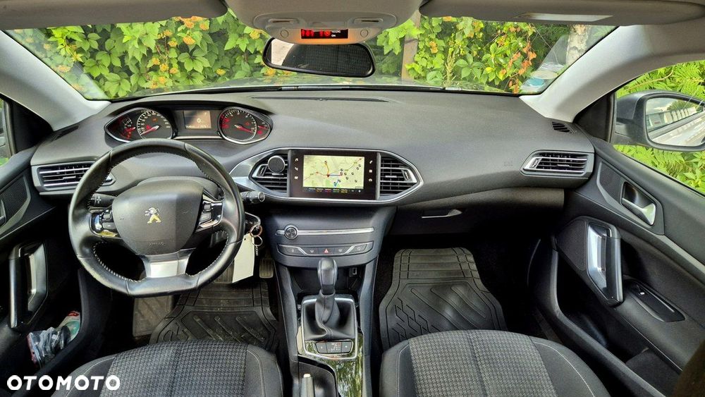 Peugeot 308 BlueHDi FAP 120 EAT6 Stop & Start Active - 11