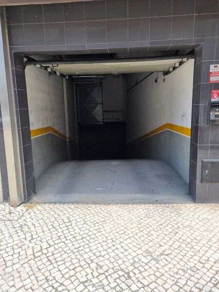 GARAGEM / BOX PARA ALUGAR (entroncamento)) - Grande imagem: 2/7
