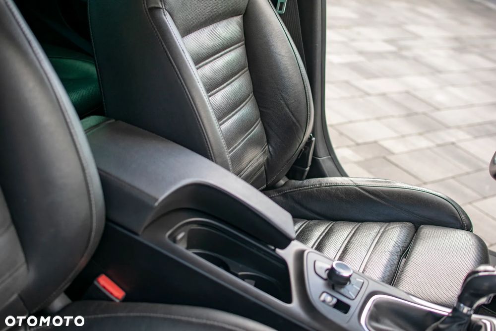 Opel Insignia - 35