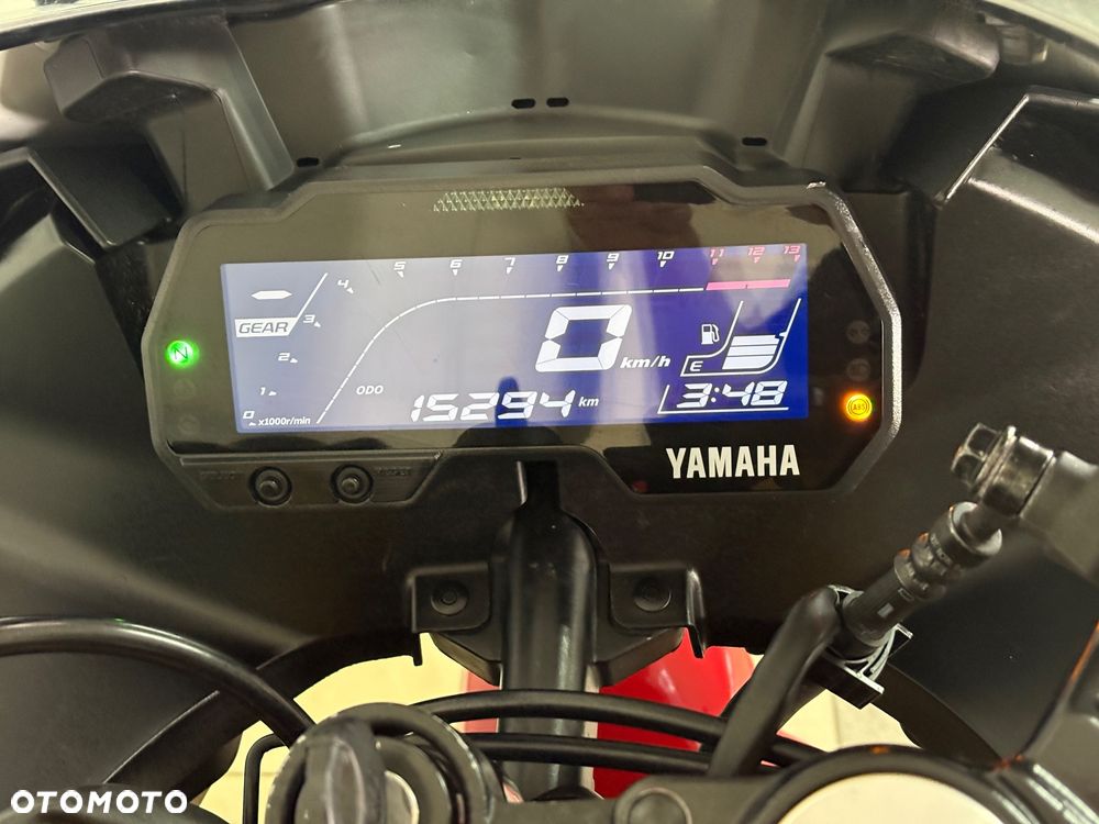 Yamaha YZF - 17