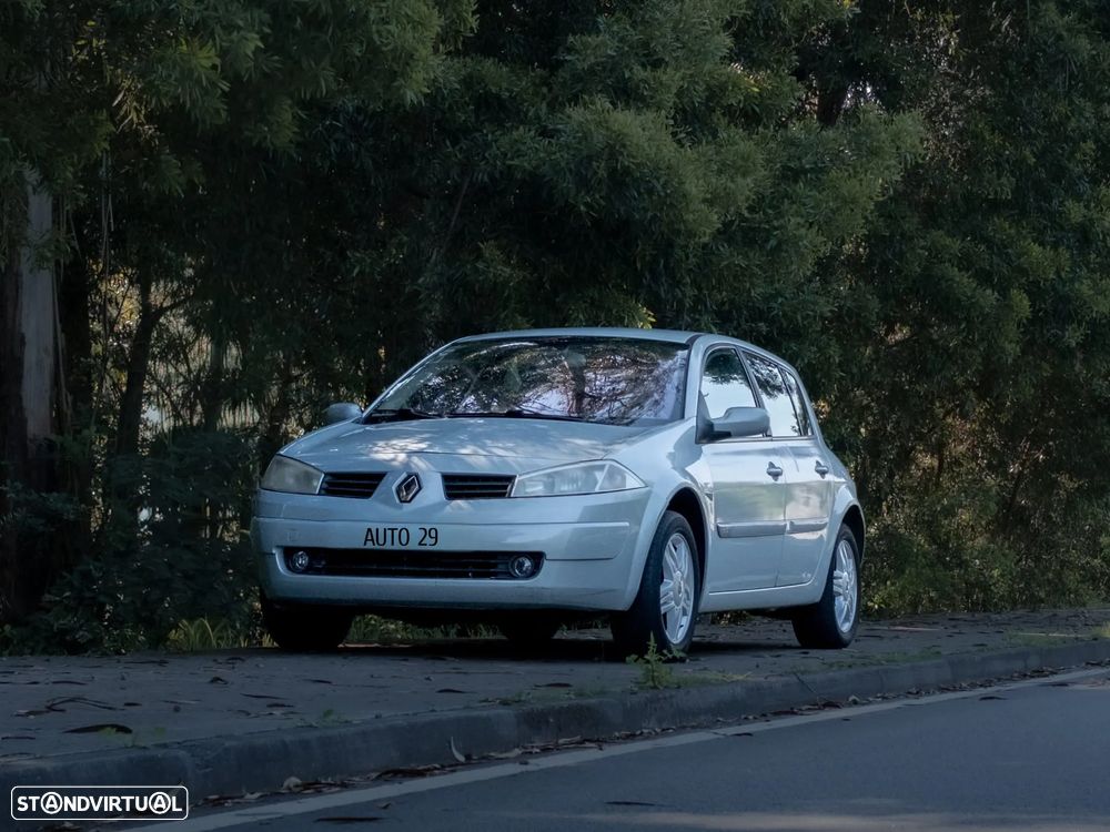 Renault Mégane 1.5 dCi Confort Authentique - 1