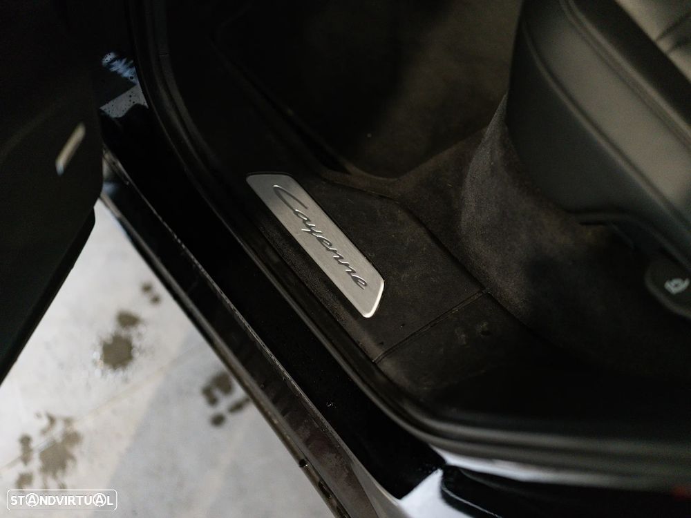 Porsche Cayenne E-Hybrid - 39