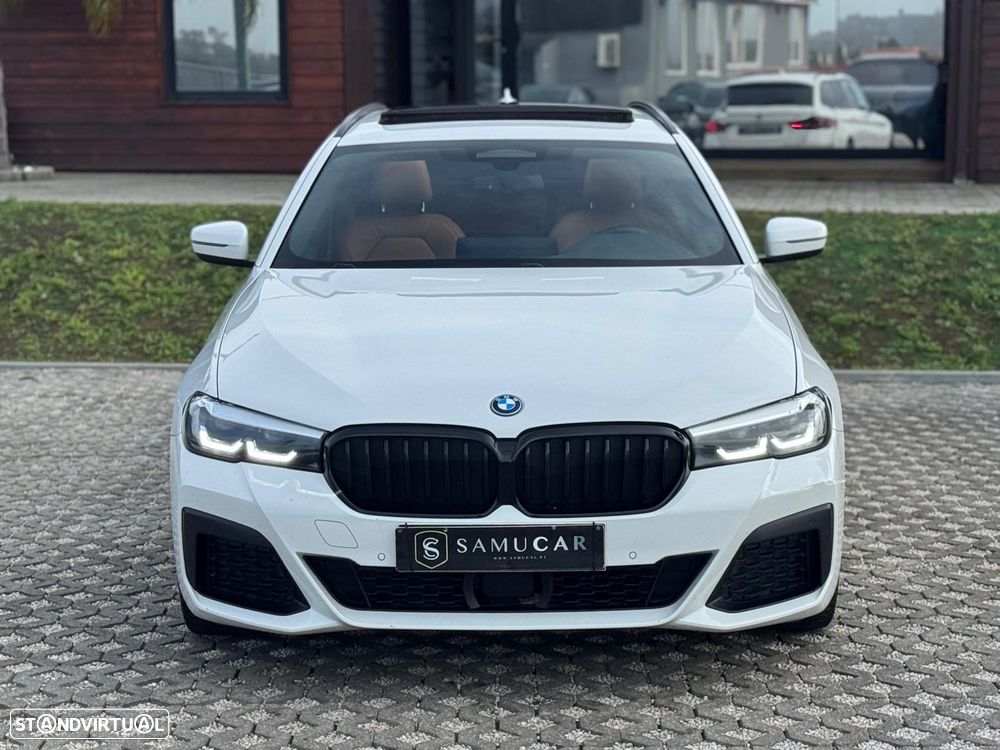 BMW 530 e Pack Desportivo M - 13