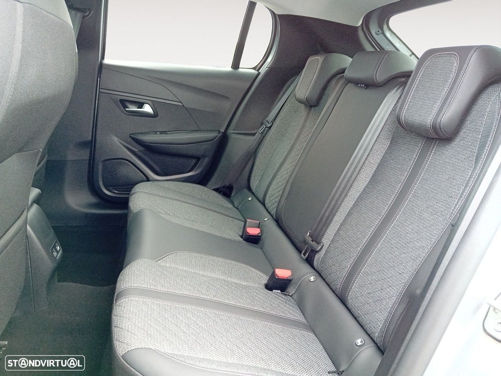 Peugeot 208 1.2 PureTech Allure - 13