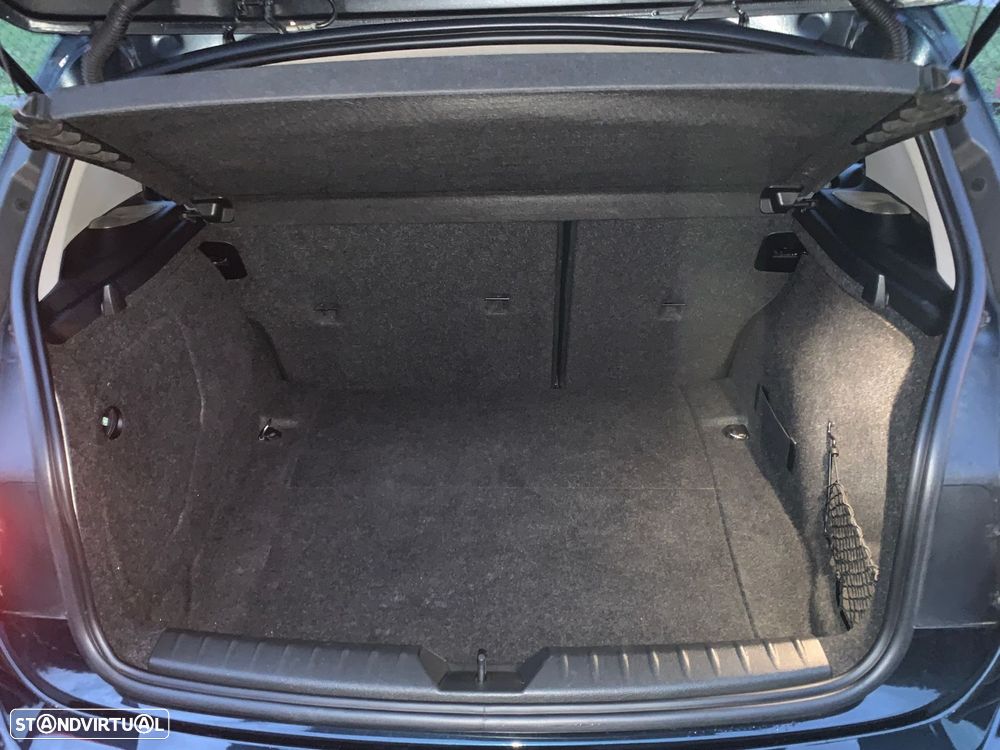 BMW 118 d Pack M - 44