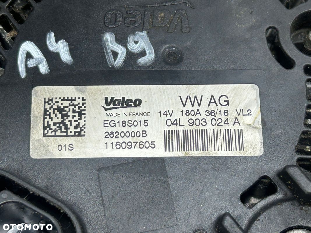 AUDI A4 B9 2,0 TDI ALTERNATOR 04L903024A - 3