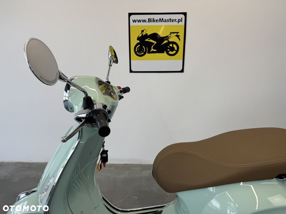 Piaggio Vespa - 20