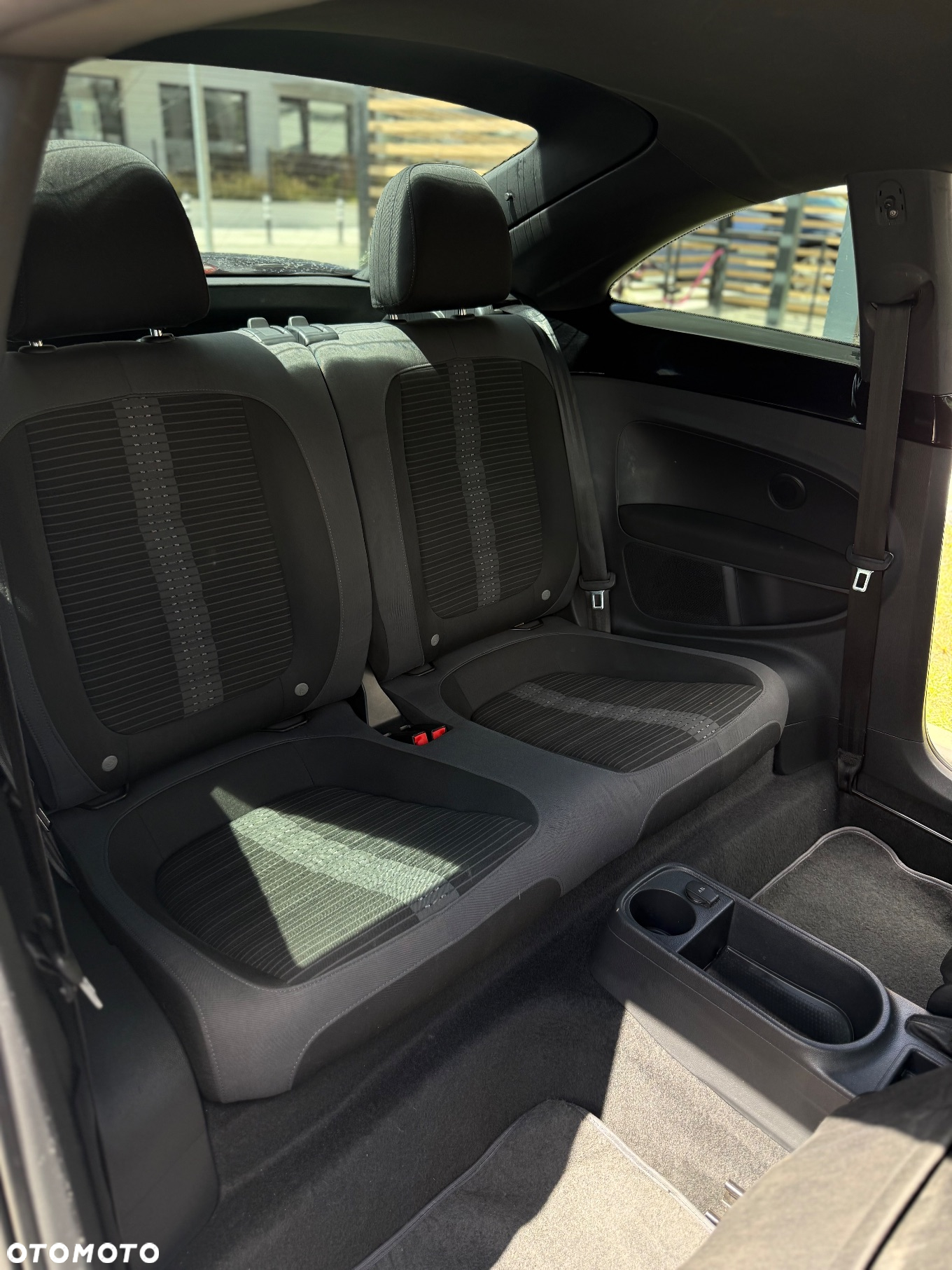 Volkswagen Beetle The 2.0 TSI DSG Sport - 27
