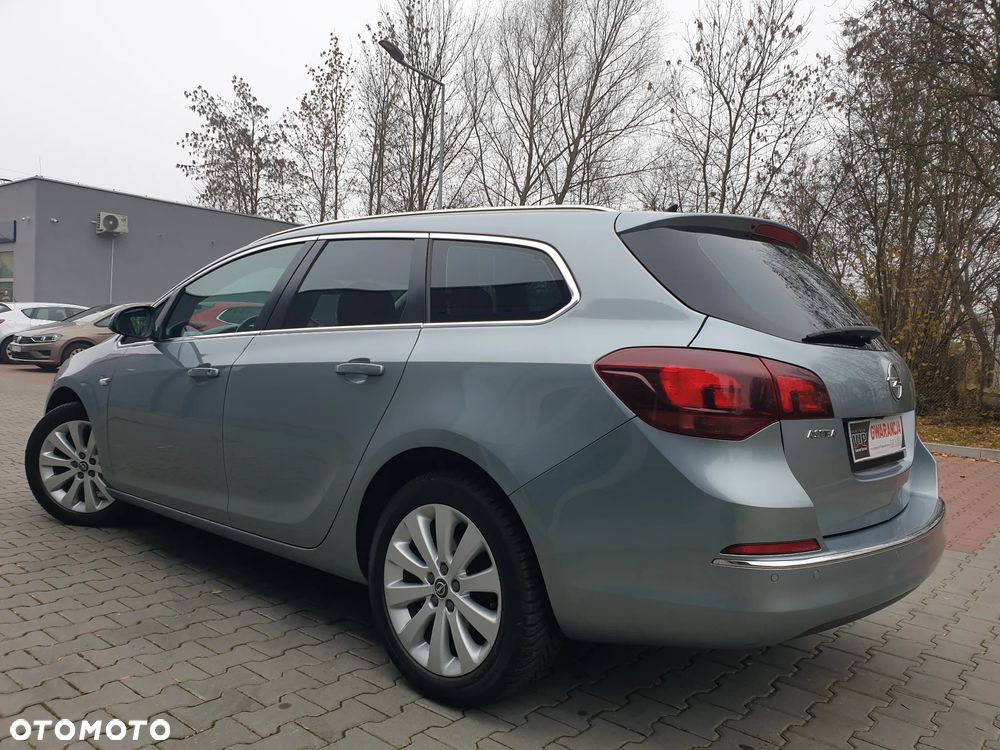 Opel Astra 1.4 Turbo Sports Tourer Innovation - 4