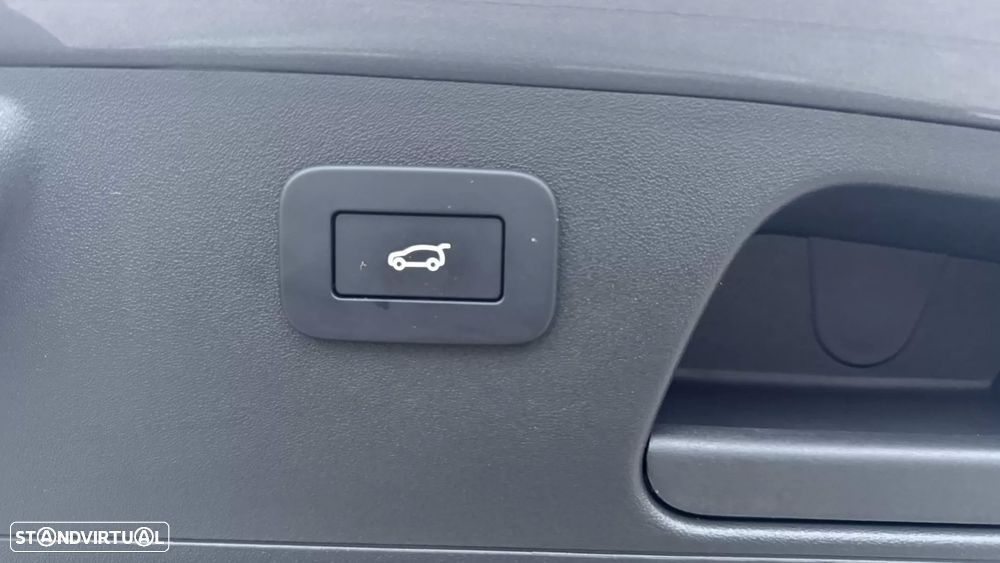 Jaguar E-Pace 1.5 P300e R-Dynamic SE AWD Aut. - 22