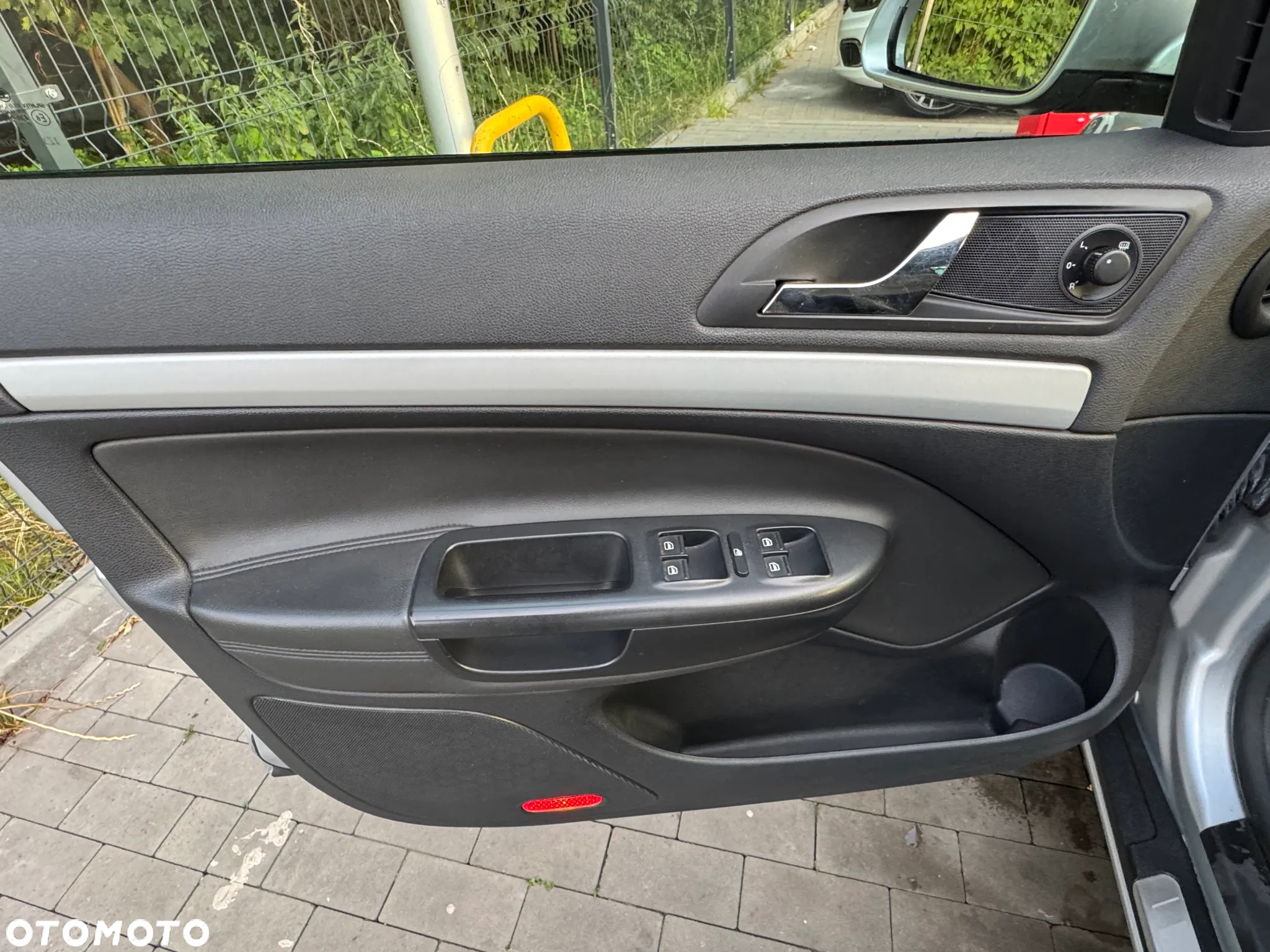 Skoda Octavia Combi 2.0 TDI DPF RS - 10