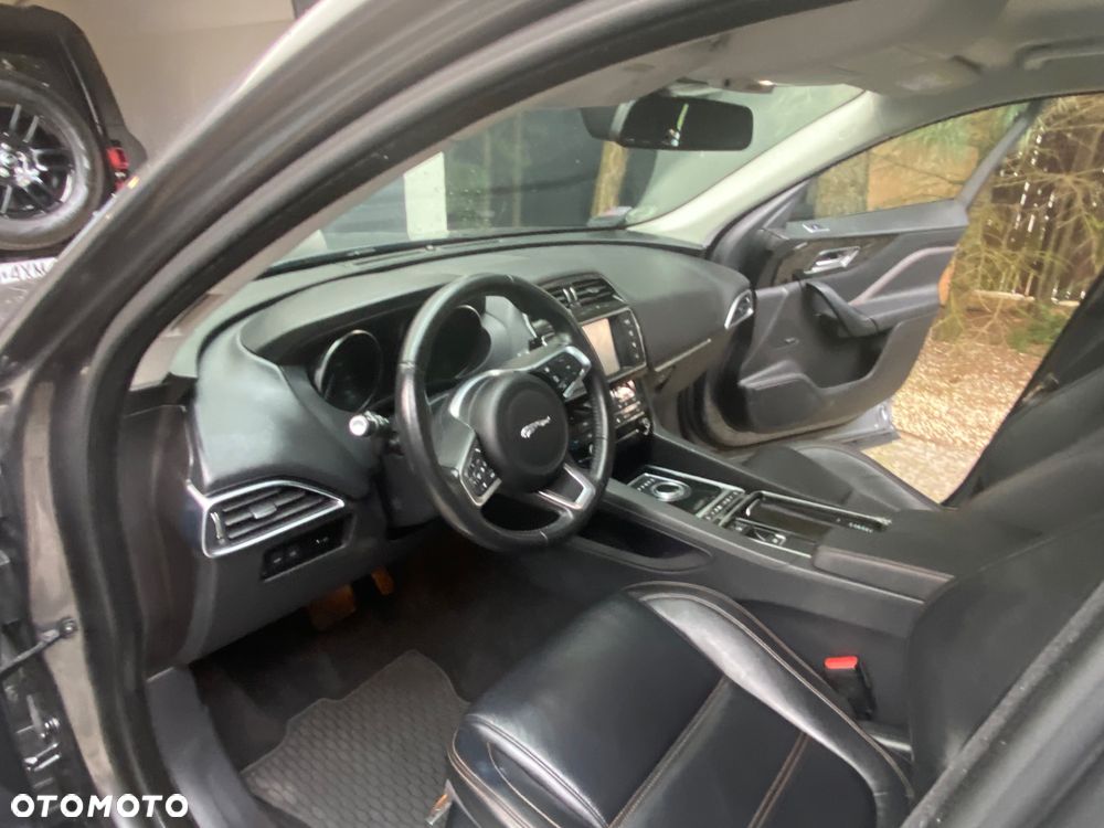 Jaguar F-Pace 2.0 i4D AWD Portfolio - 22