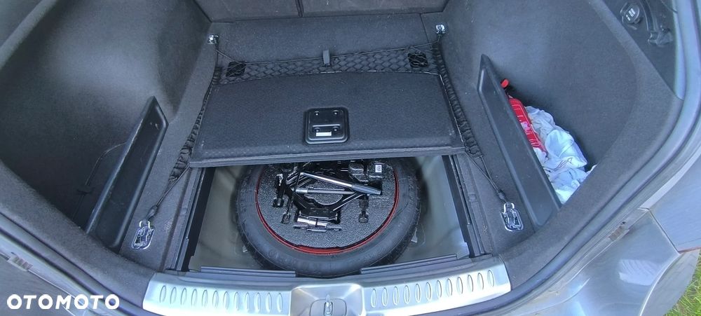Hyundai i40 Kombi blue 1.6 Classic - 12