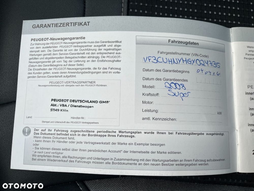 Peugeot 2008 1.2 Pure Tech Allure S&S - 32