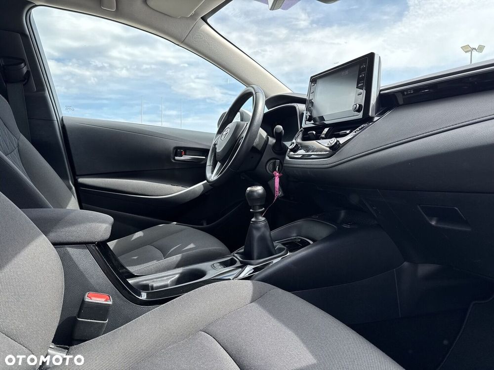 Toyota Corolla - 8