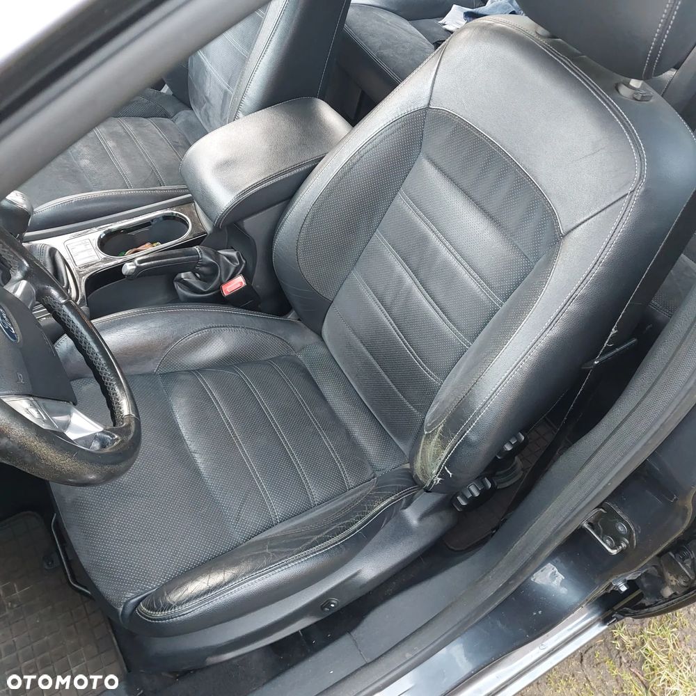 Ford Mondeo 2.0 Titanium - 28