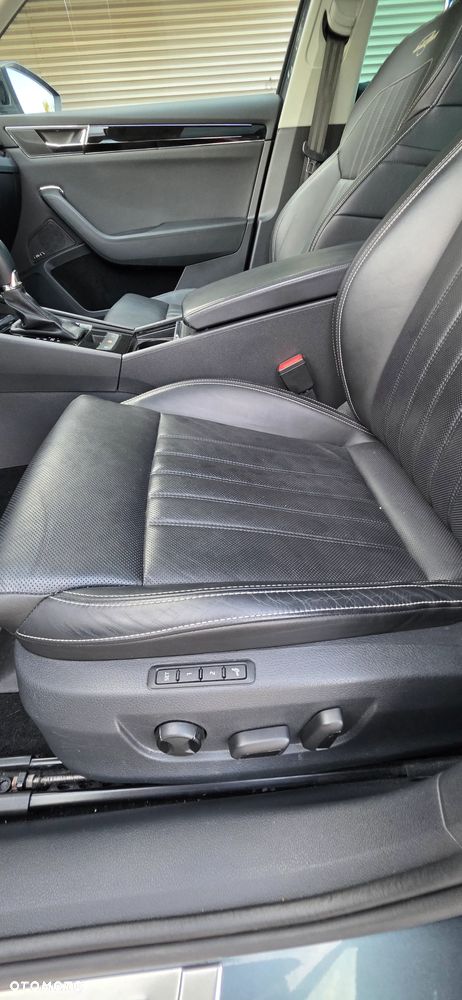 Skoda Superb 2.0 TSI 4x4 L&K DSG - 19