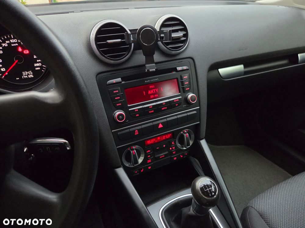 Audi A3 Sportback - 18