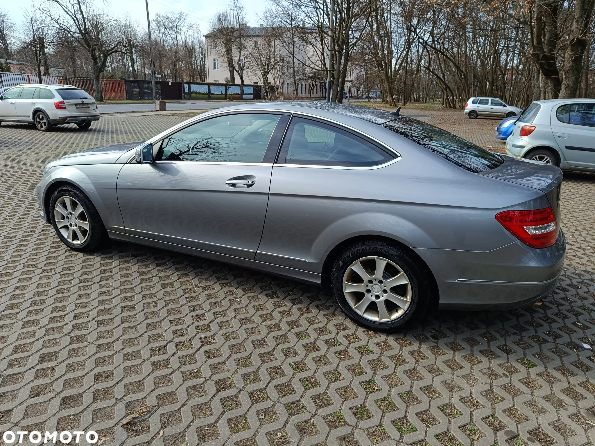 Mercedes-Benz Klasa C 180 Coupe 7G-TRONIC - 5
