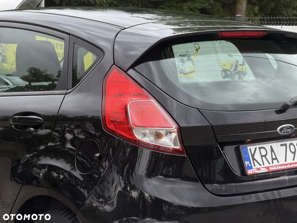 Ford Fiesta 1.25 Titanium X - 27