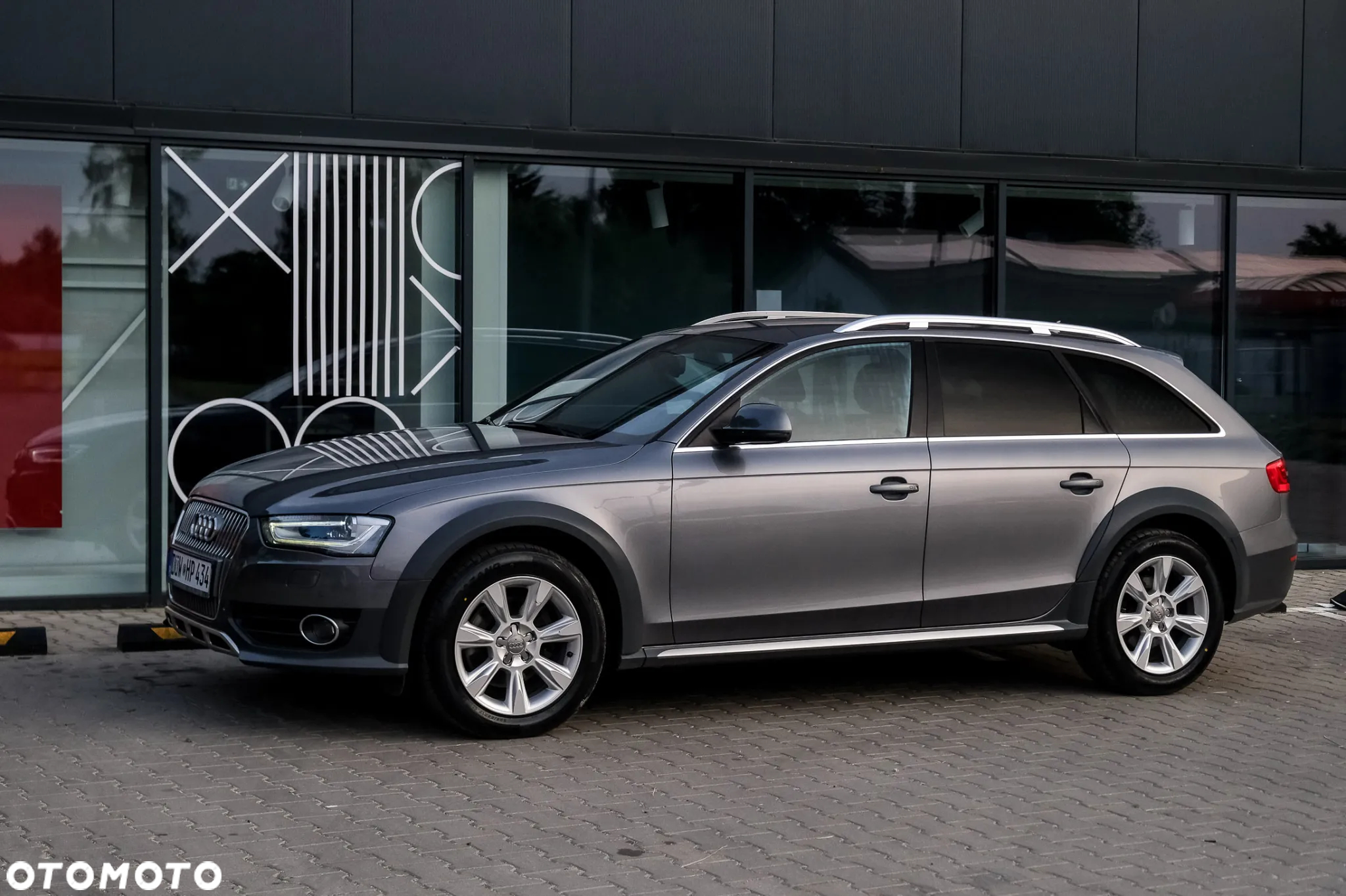 Audi A4 Allroad quattro 2.0 TDI DPF S tronic - 8