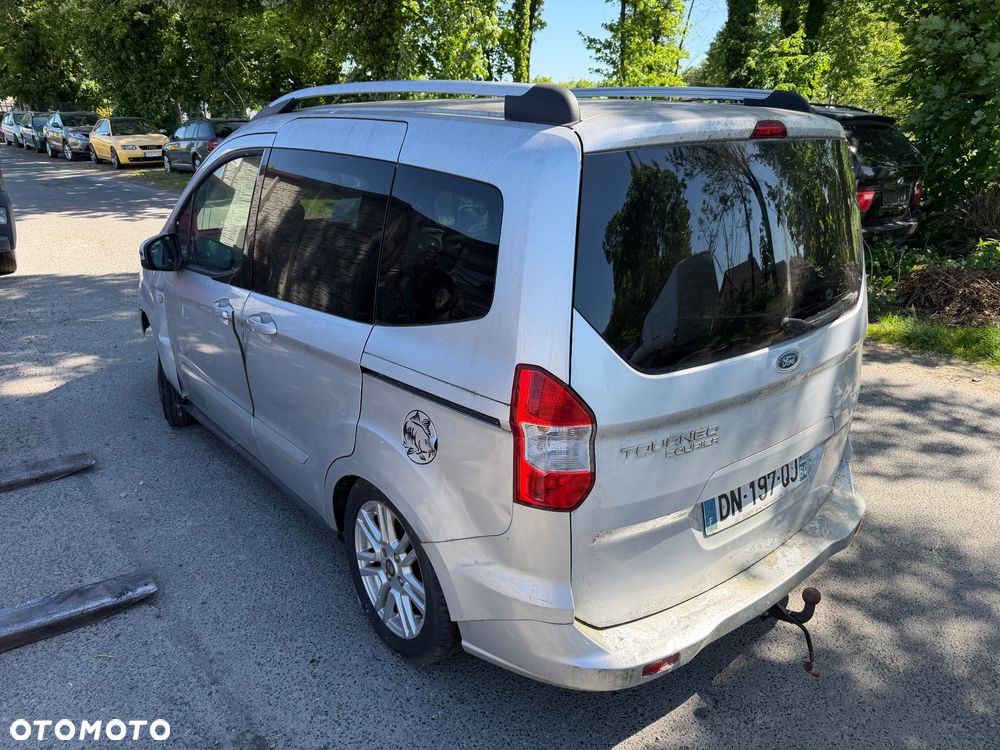 Ford Tourneo Courier 1.6 TDCi Titanium - 3