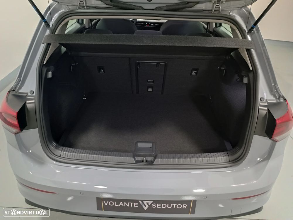 VW Golf 1.0 TSI Trendline Pack - 9