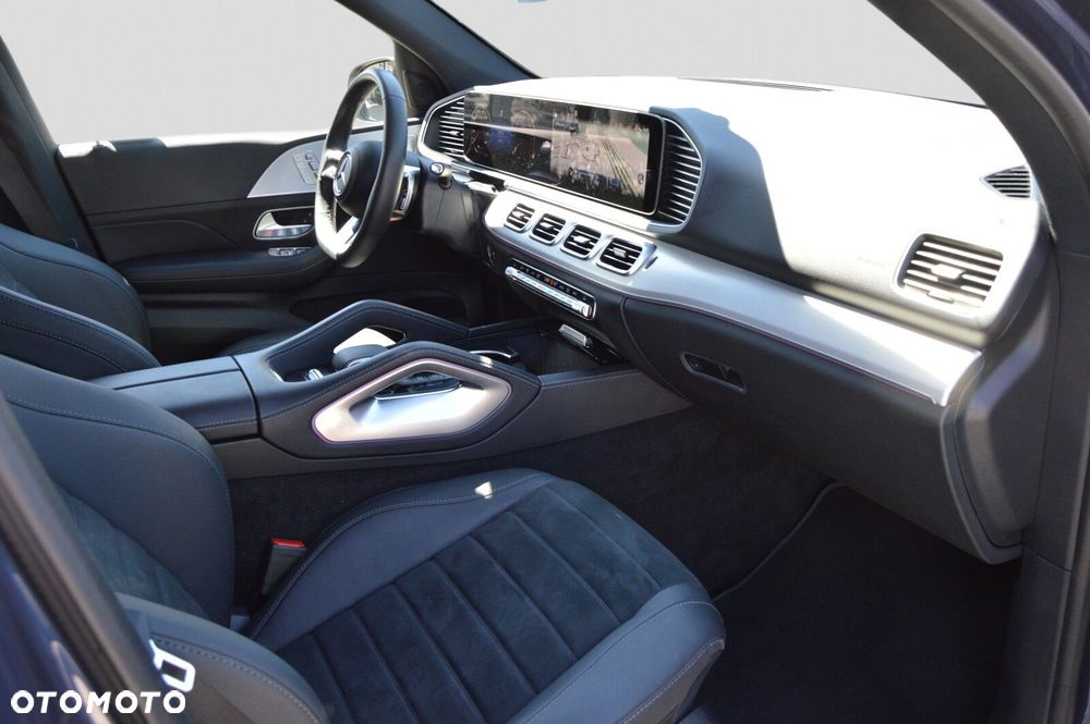Mercedes-Benz GLE - 22